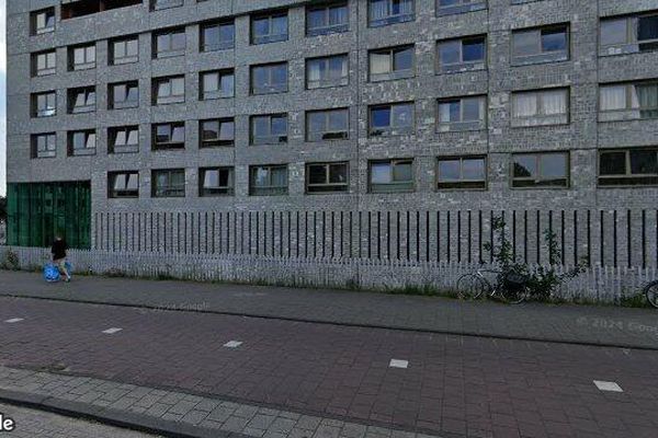 Apartment Carolina MacGillavrylaan in Amsterdam