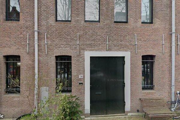 Apartment Binnenkadijk in Amsterdam