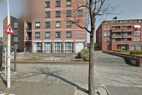 Apartment Van Hogenhoucklaan in Den Haag