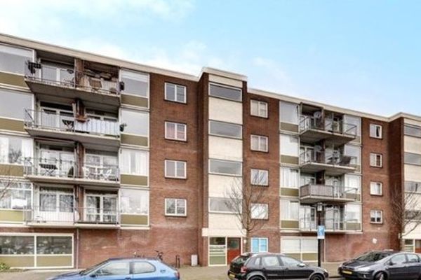 Apartment Prins Bernhardplein in Utrecht