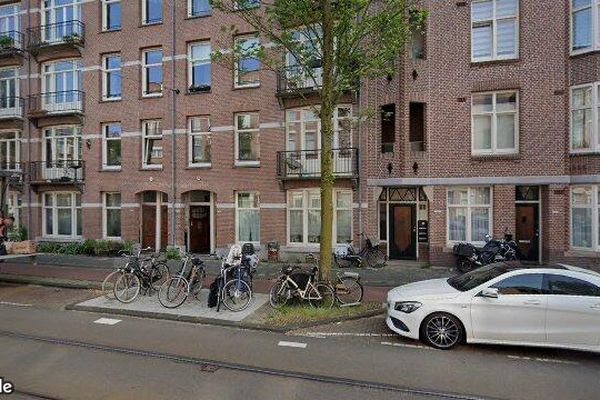 Apartment Admiraal De Ruijterweg in Amsterdam