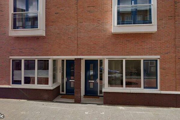 Apartment Johannes Camphuijsstraat in Den Haag