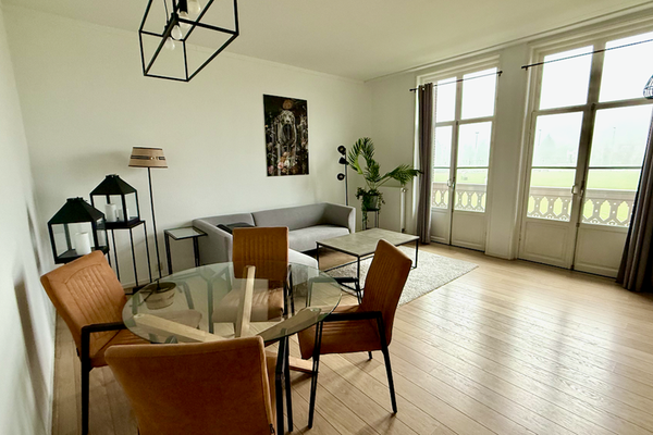 Apartment Van Hogenhoucklaan in Den Haag