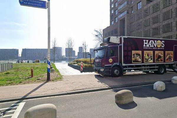 Apartment De Monchyplein in Rotterdam