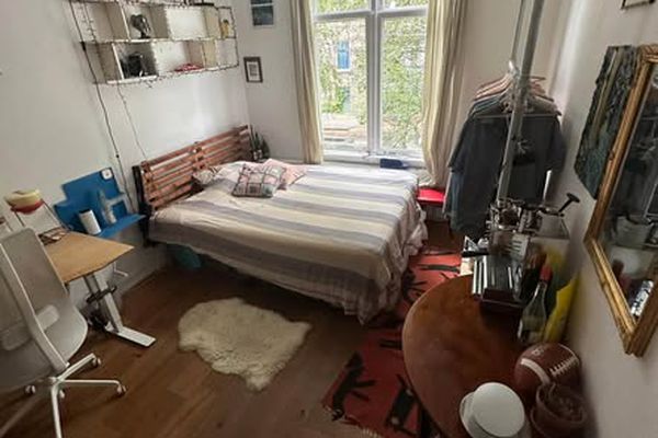Kamer Bilderdijkkade in Amsterdam