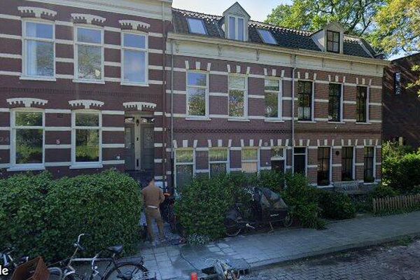 Huurwoning Ringdijk in Amsterdam