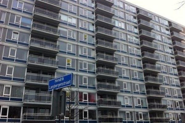 Apartment Burgemeester Hazenberglaan in Rotterdam
