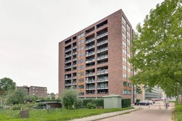 Apartment Hoofdweg in Rotterdam