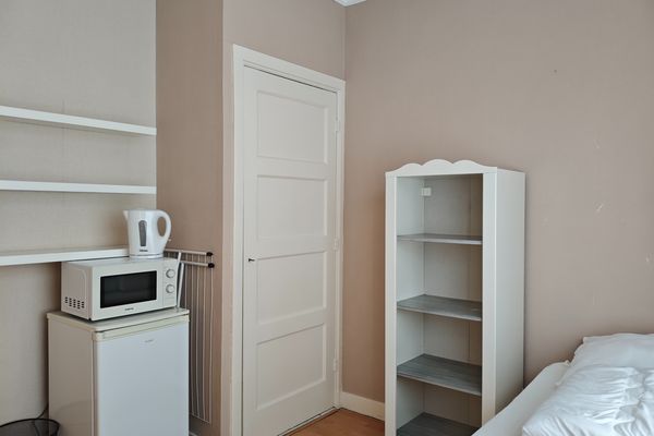 Room Veenendaalkade in Den Haag