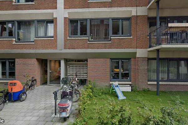 Apartment Koningin Sophiestraat in Den Haag