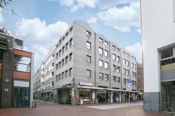Apartment Burgemeester Loeffplein in Den Bosch