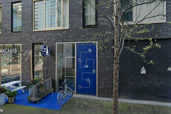 Apartment Gustav Mahlerlaan in Amsterdam