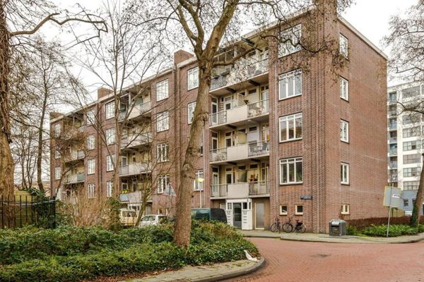 Appartement Fritz Conijnstraat in Amsterdam