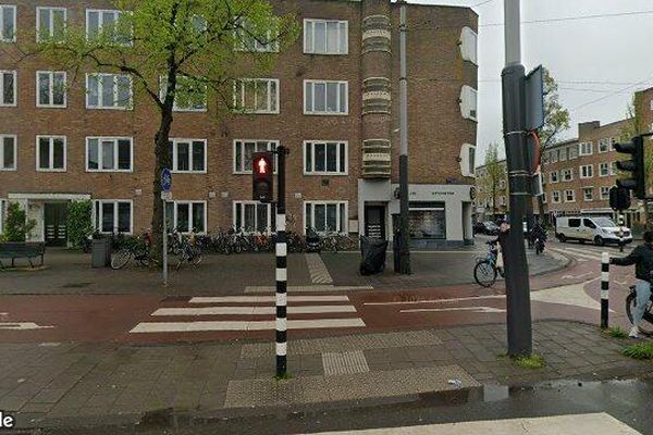 Appartement Vrijheidslaan in Amsterdam