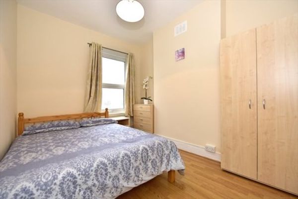 Room Albert Cuypstraat in Amsterdam
