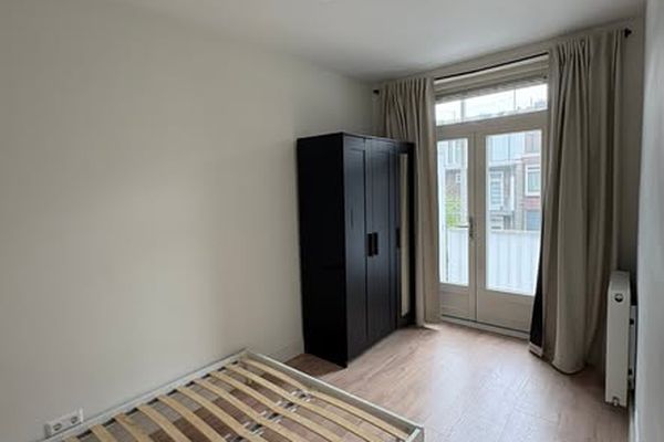 Room Hoofddorpplein in Amsterdam