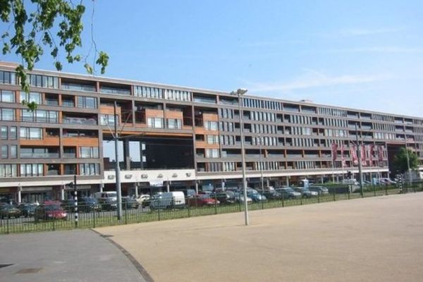 Appartement Pieter Calandlaan in Amsterdam