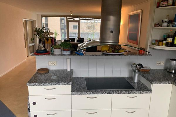 Appartement Johan Huizingalaan in Amsterdam