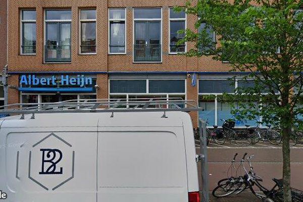 Apartment Van Oldenbarneveldtstraat in Amsterdam