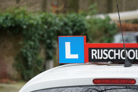 Autorijles, rijexamen en covid, wat zijn de regels?