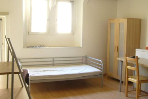 Kamer Waldorpstraat in Den Haag