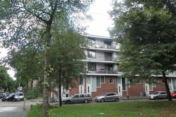 Appartement Claes de Vrieselaan in Rotterdam