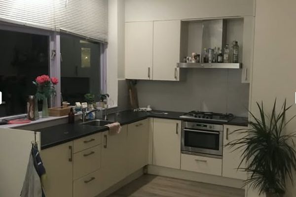 Kamer Parallelweg in Groningen
