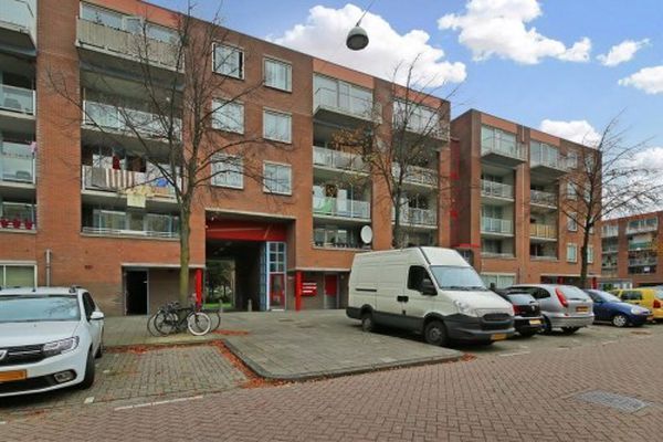 Apartment Charlotte Brontéstraat in Amsterdam