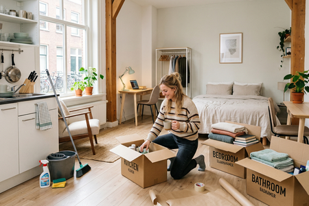 Uitzetlijst huis: alles wat je nodig hebt voor je eerste eigen plek