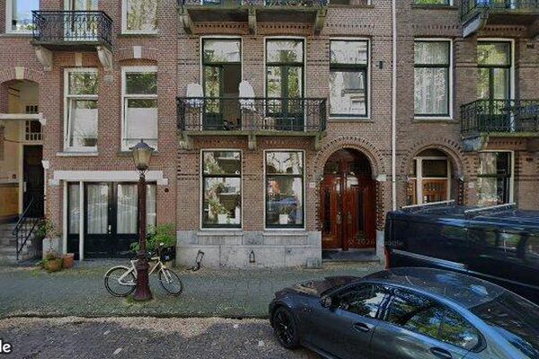 Apartment Frans van Mierisstraat in Amsterdam