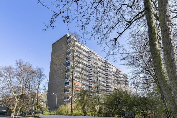 Appartement Adama van Scheltemaplein in Delft