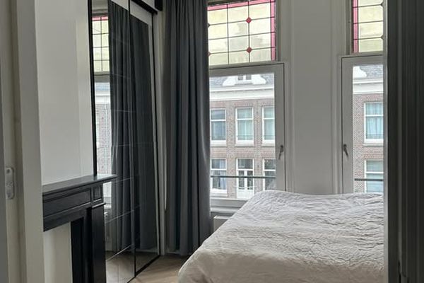 Room Van Woustraat in Amsterdam