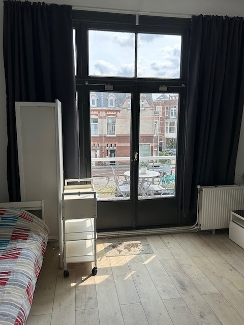 Kamer - Valkenboslaan/Den Haag (€1050.00/20.00m2)