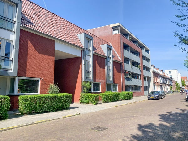 Huurwoning - Helper Westsingel/Groningen (€2800.00/180.00m2)