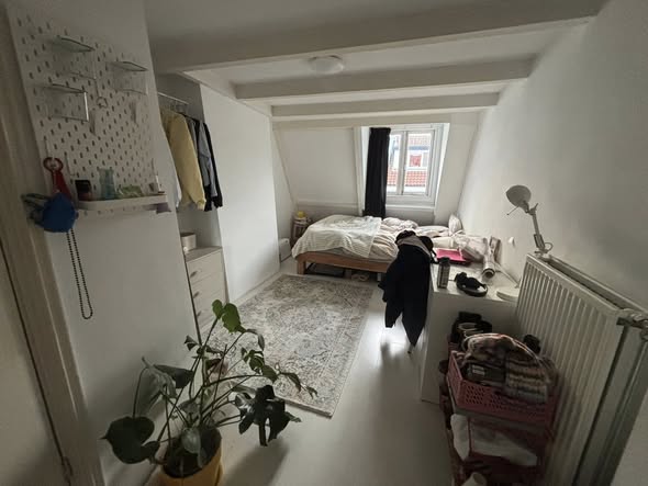 Kamer - Near the Foodhallen/Amsterdam (€1200.00/90.00m2)