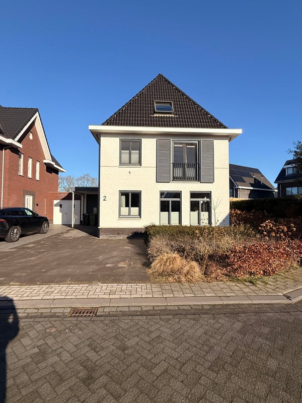 Huurwoning - Witsnuitlibel/Son en Breugel (€2500.00/189.00m2)