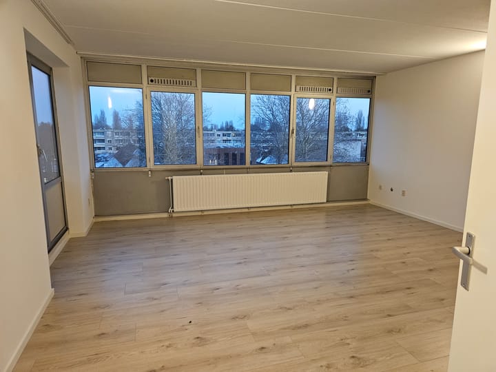Appartement - Renooiplein/Amsterdam (€2500.00/103.00m2)