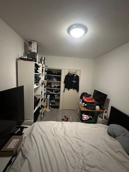 Kamer - Oranjebaan/Amstelveen (€800.00/74.00m2)