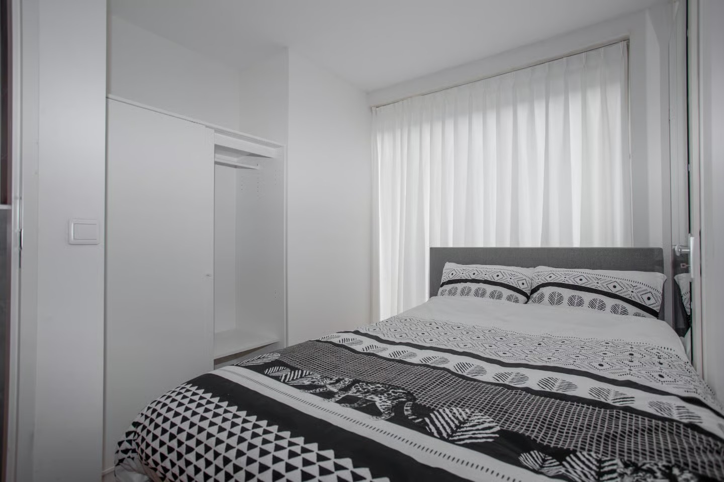 Kamer - Zoutgrasstraat/Almere (€875.00/110.00m2)