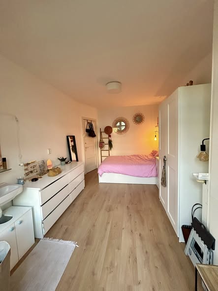 Kamer - Rivierenbuurt/Amsterdam (€750.00/15.00m2)