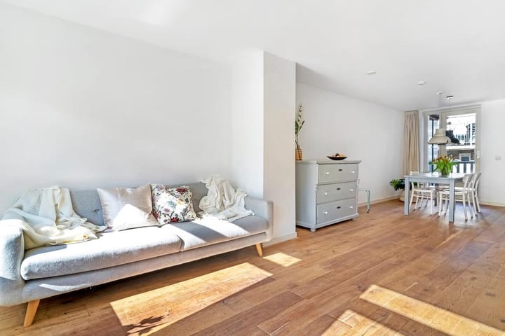 Appartement - Derde Weteringdwarsstraat/Amsterdam (€3000.00/65.00m2)