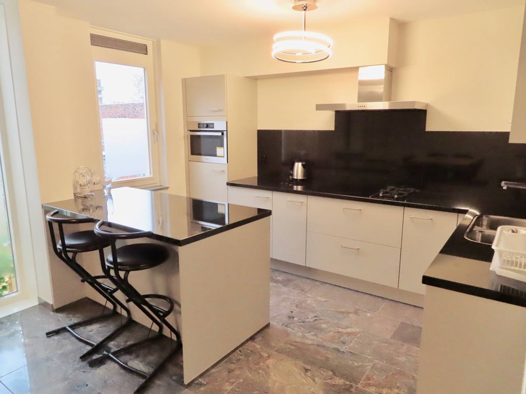 Huurwoning - De Rijkstraat/Den Haag (€3195.00/131.00m2)