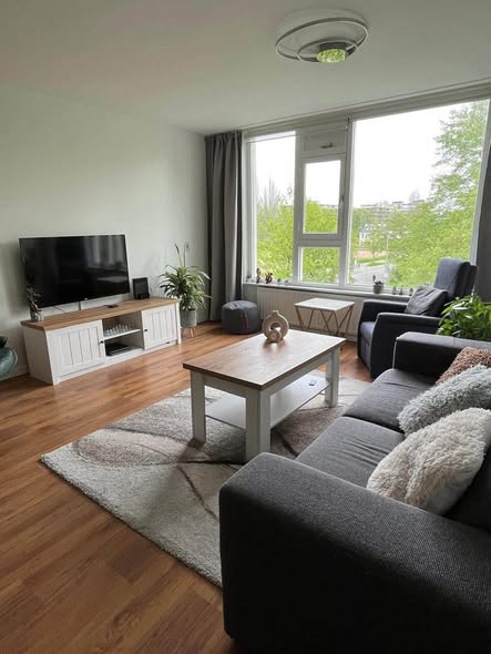 Kamer - Amsterdam/Amstelveen (€975.00/12.00m2)