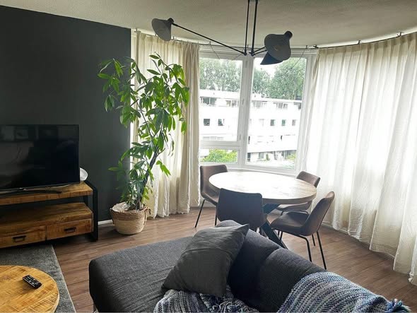 Kamer - Amstelstation/Amsterdam (€1100.00/90.00m2)