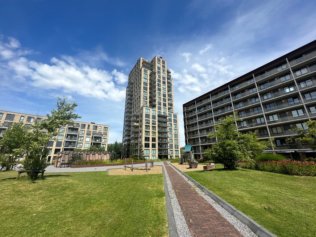 Appartement - Escamplaan/Den Haag (€1717.00/91.00m2)