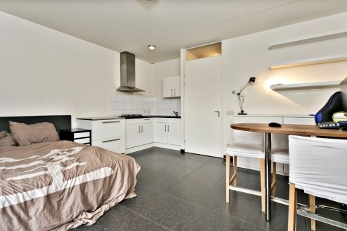 Kamer - Bilderdijkstraat/Amsterdam (€977.00/40.00m2)