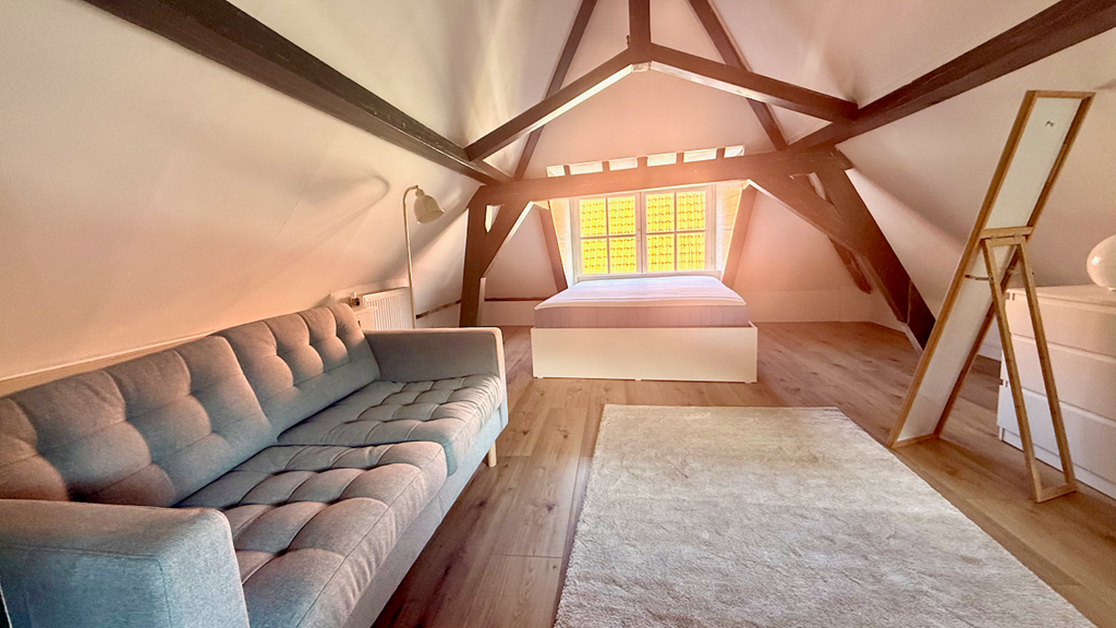 Studio - Westeinde/Den Haag (€1595.00/42.00m2)