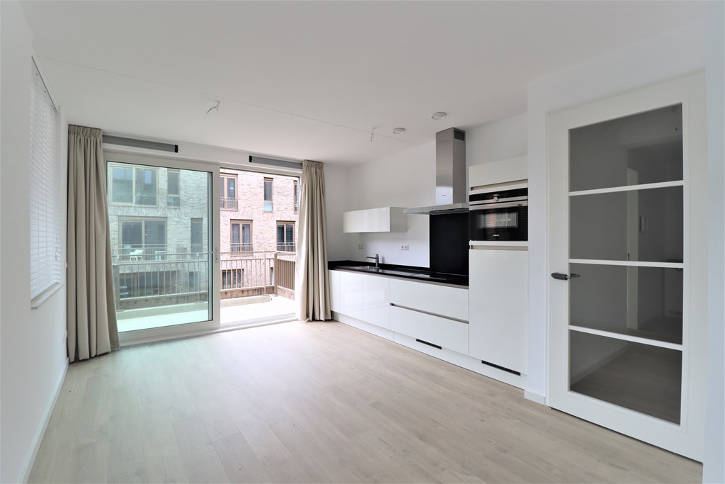 Appartement - Faas Wilkesstraat/Amsterdam (€1950.00/50.00m2)