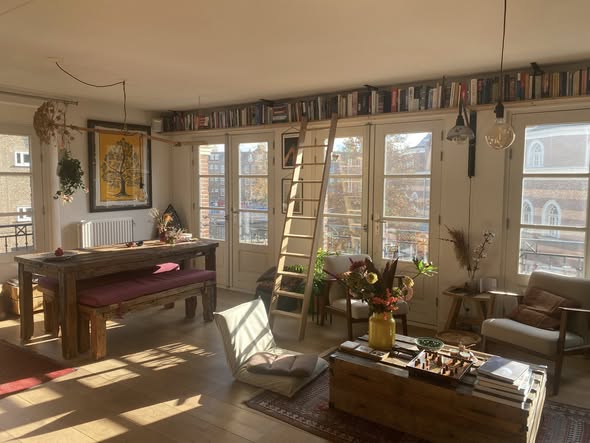 Appartement - Onbekend/Amsterdam (€3000.00/105.00m2)