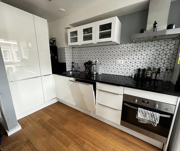 Appartement - Jacob van Lennepstraat/Amsterdam (€2000.00/45.00m2)